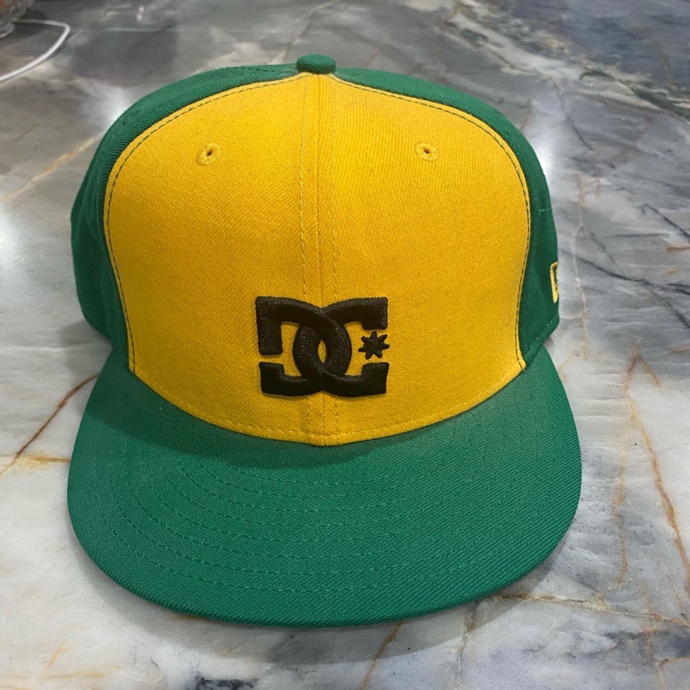 DC 59fifty fitted hat
